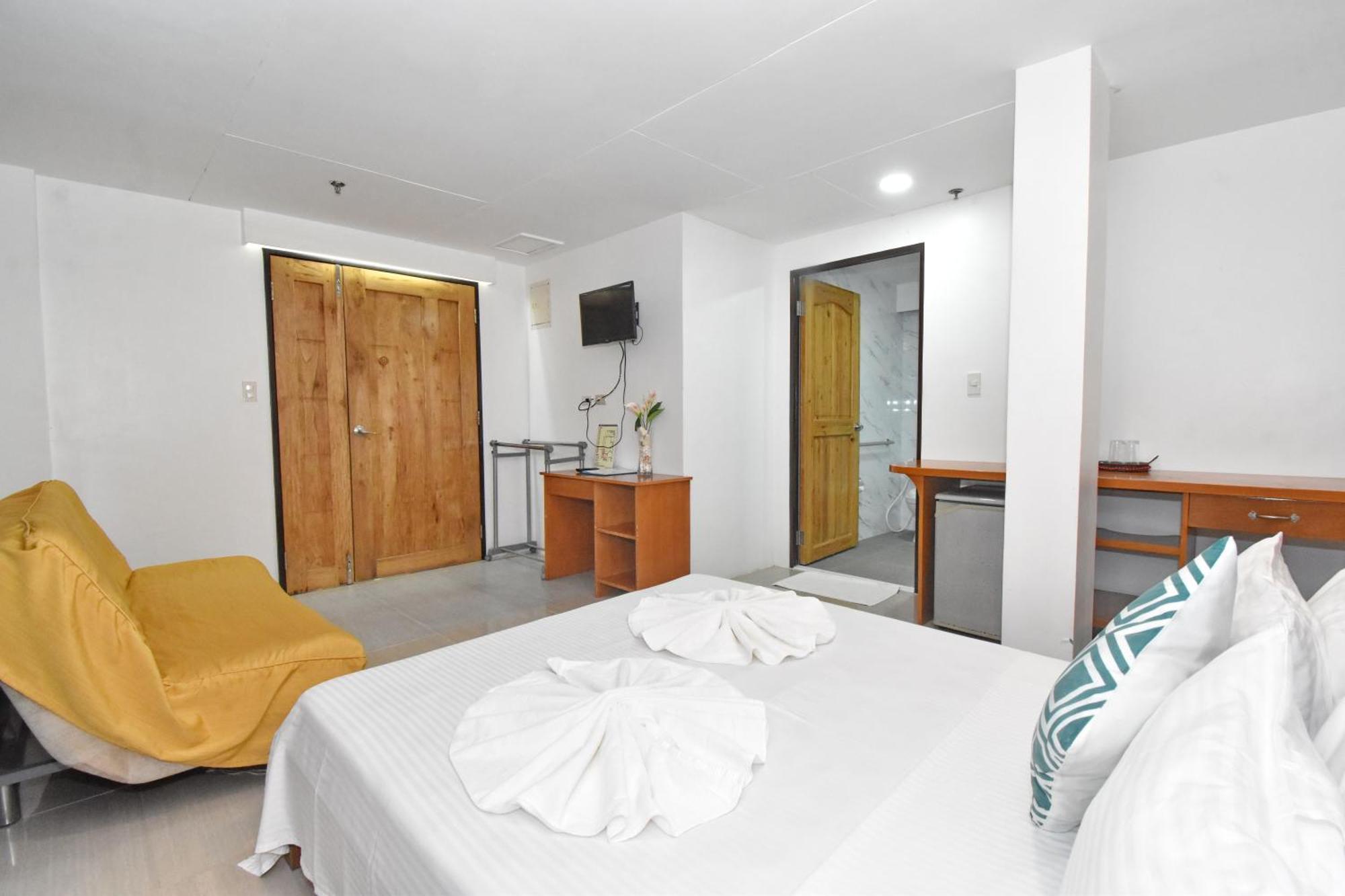 Blue Lotus Hotel Balabag  Номер фото