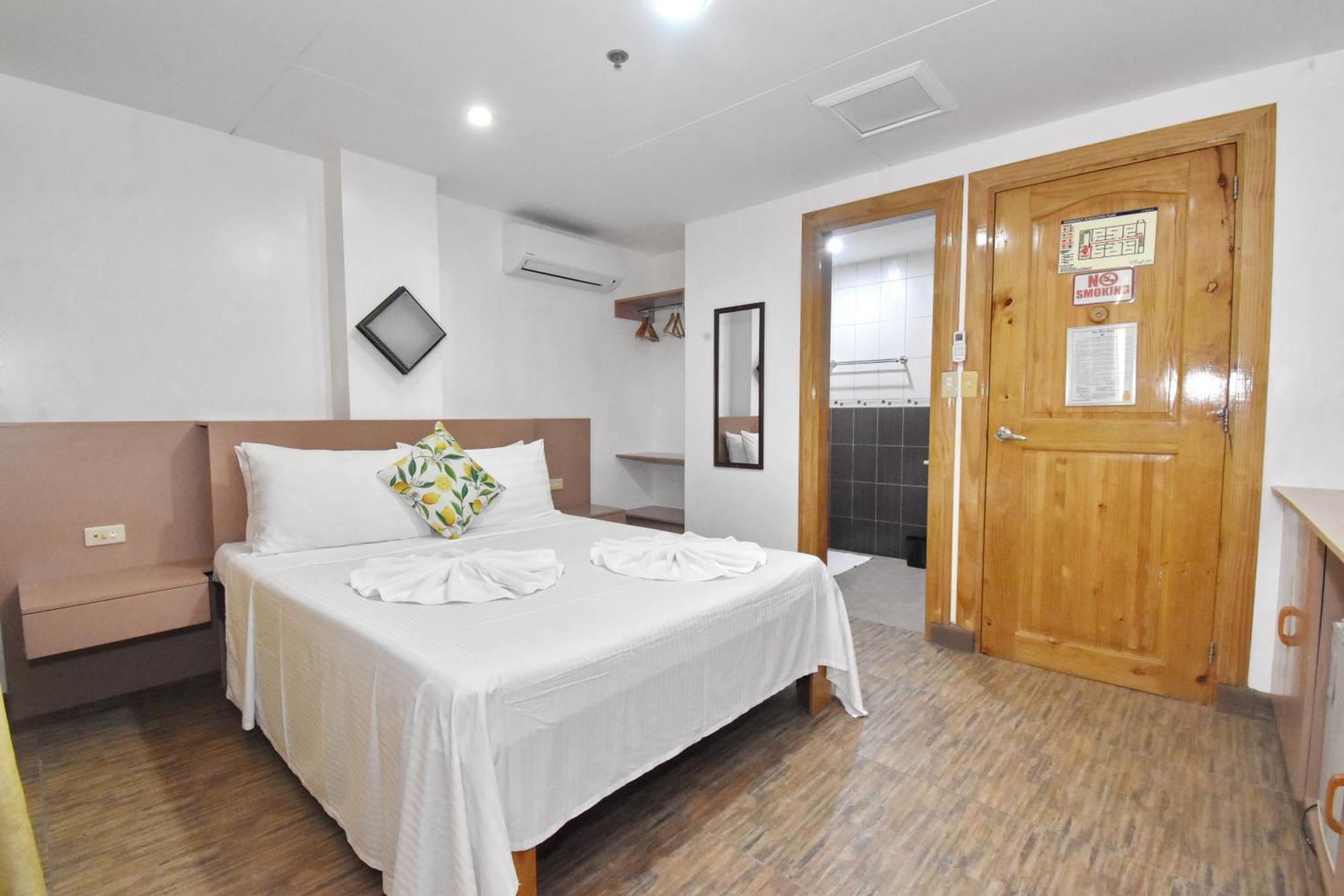 Blue Lotus Hotel Balabag  Номер фото