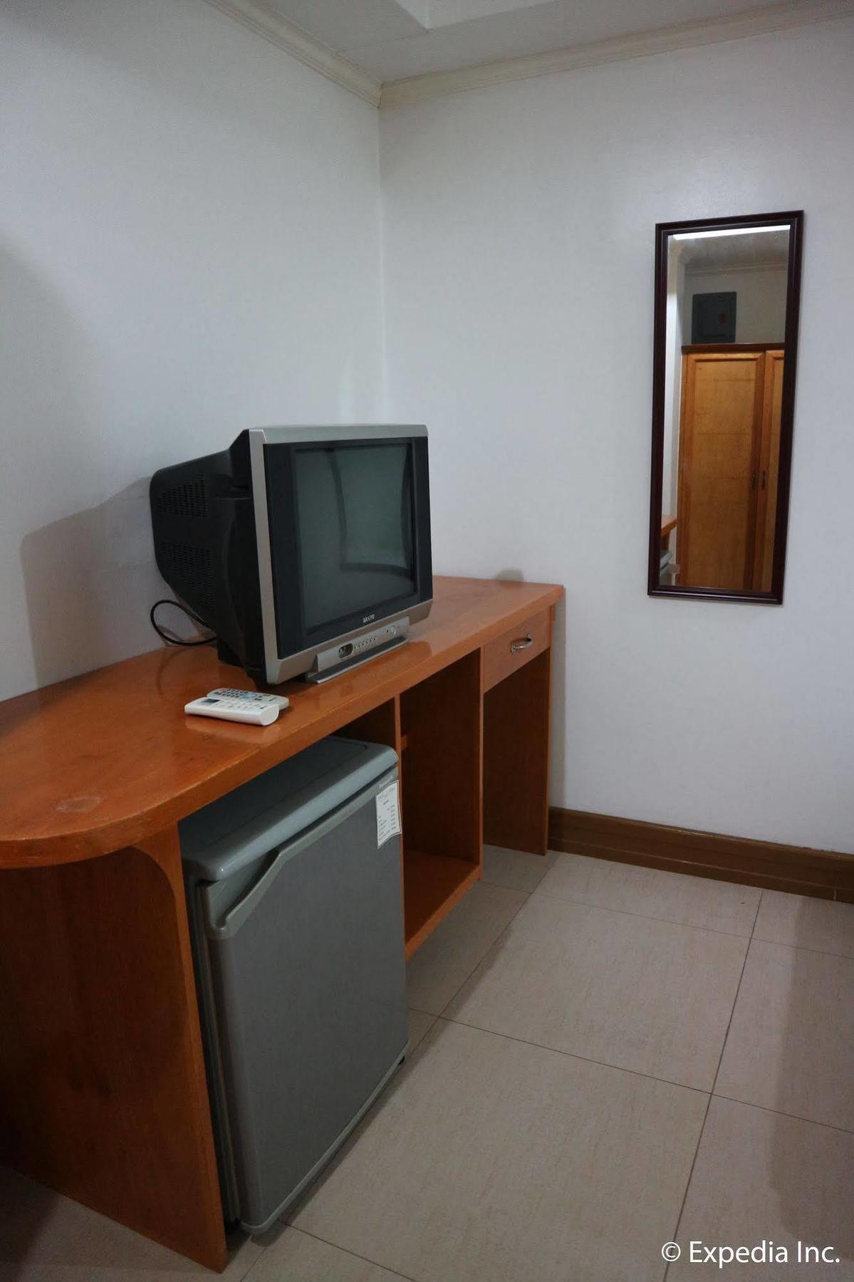 Blue Lotus Hotel Balabag  Экстерьер фото