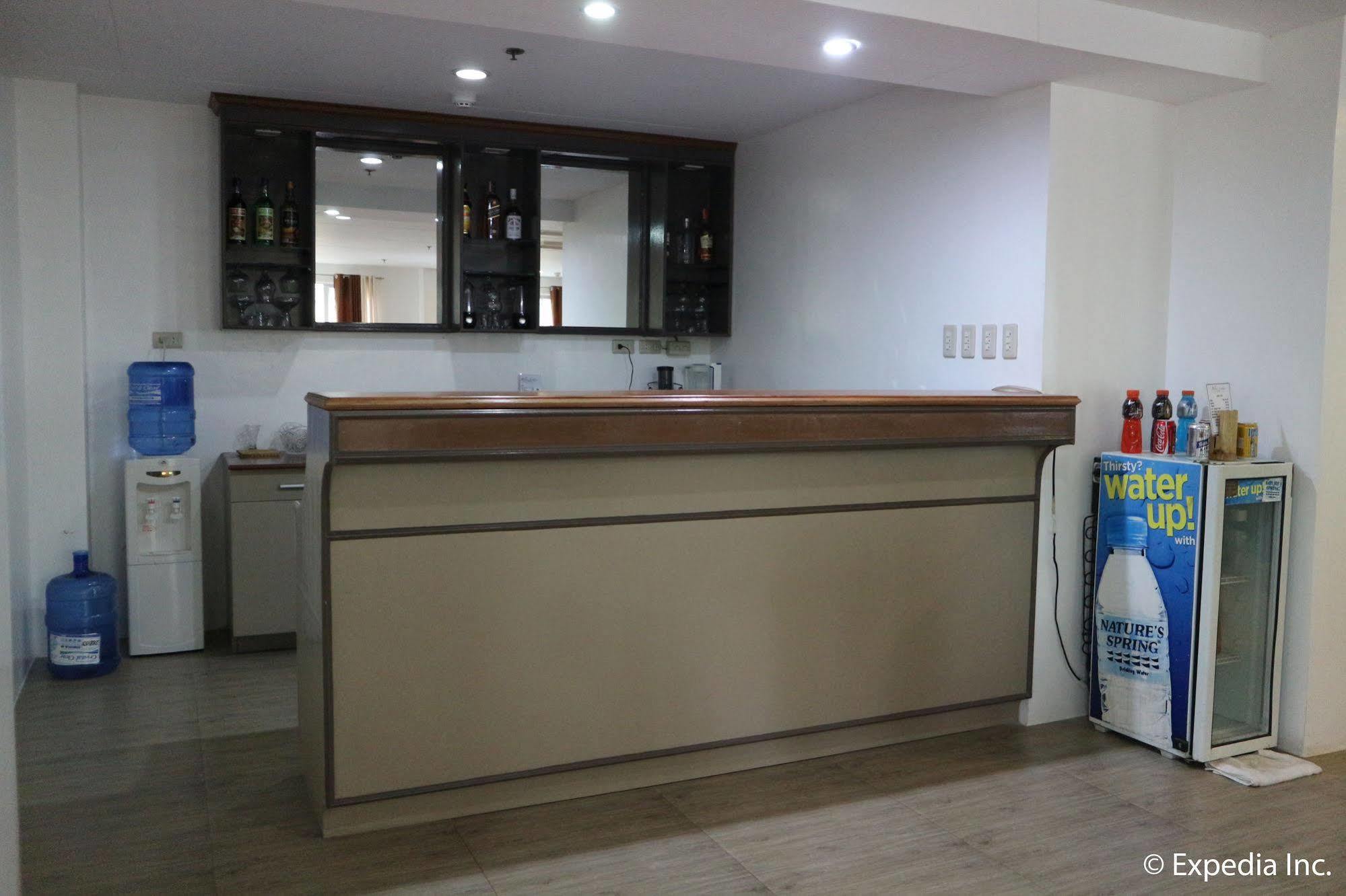 Blue Lotus Hotel Balabag  Экстерьер фото